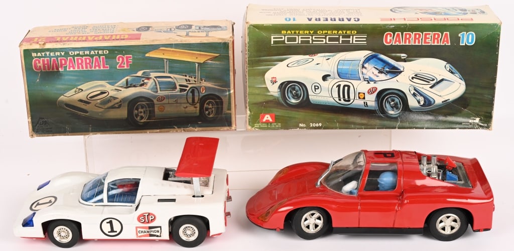 2- JAPAN BATTERY OP RACE CARS w/ BOX (1 of 11)