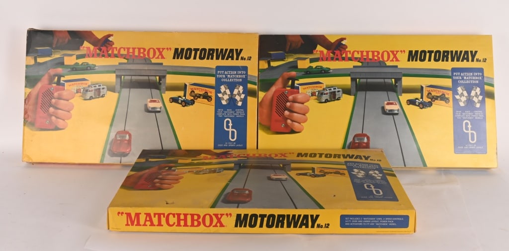 3- MATCHBOX MOTORWAYS #12 w/ BOX (1 of 4)