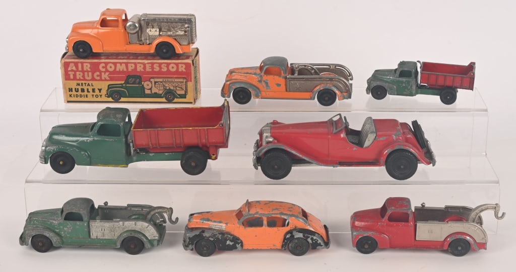 LOT OF HUBLEY DIECAST VEHICLES (1 of 5)