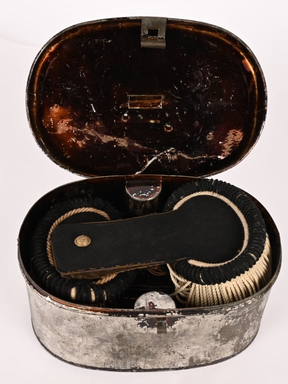 CASED MARYLAND STATE SHOULDER EPAULETS (1 of 6)