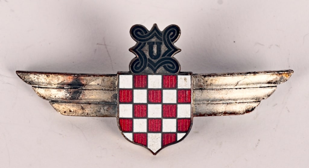 WWII CROATIAN AIR FORCE LEGION BADGE WW2: Badge or Pilot Wings of the Croatian Air Force Legion (Hrvatska Zrakoplovna Legija). Enameled model with rear pin. The Croatian Air Force Legion (Croatian: Hrvatska Zrakoplovna Legija), or HZL, also k