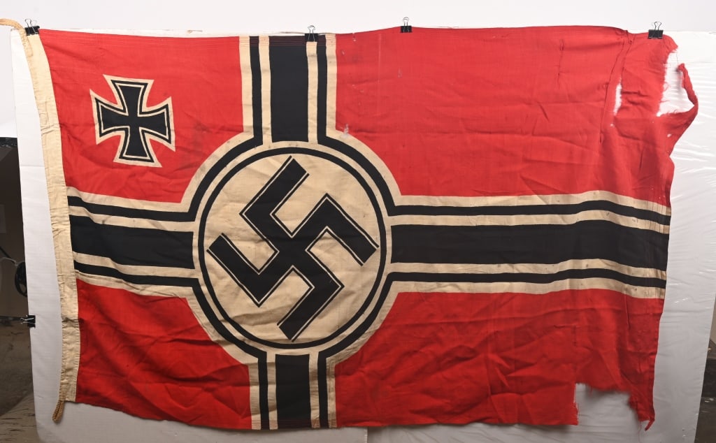 WWII NAZI GERMAN KRIEGSMARINE BATTLE FLAG 100X170: Second pattern (Circa 1937/38-1945) single piece dual sided printed wool/linen construction national war flag. The flag features a red base field with a central white/black/white/black bordered white 