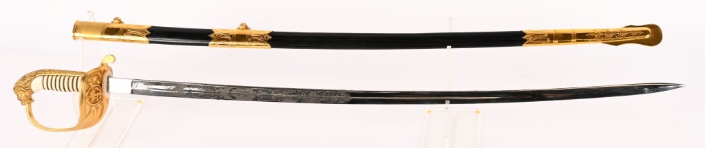 WWII NAZI GERMAN KRIEGSMARINE OFFICERS SWORD WW2 (1 of 13)