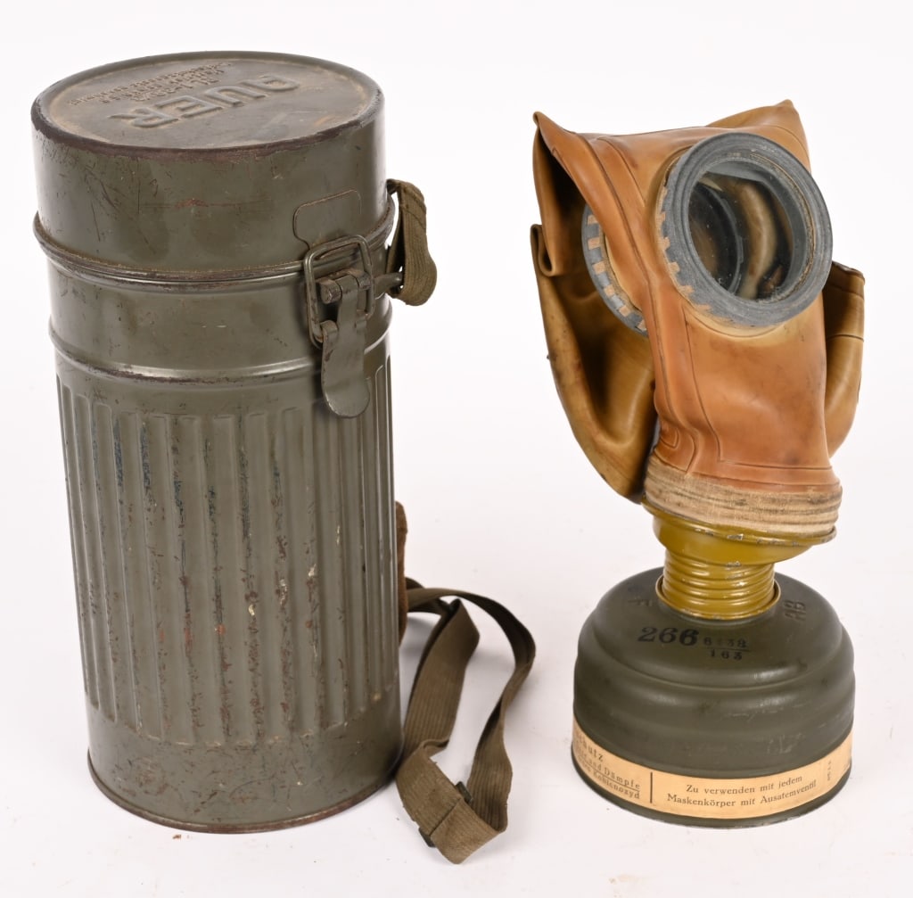 WWII NAZI LUFTSCHUTZ M39 GASMASK CANISTER WW2 (1 of 6)