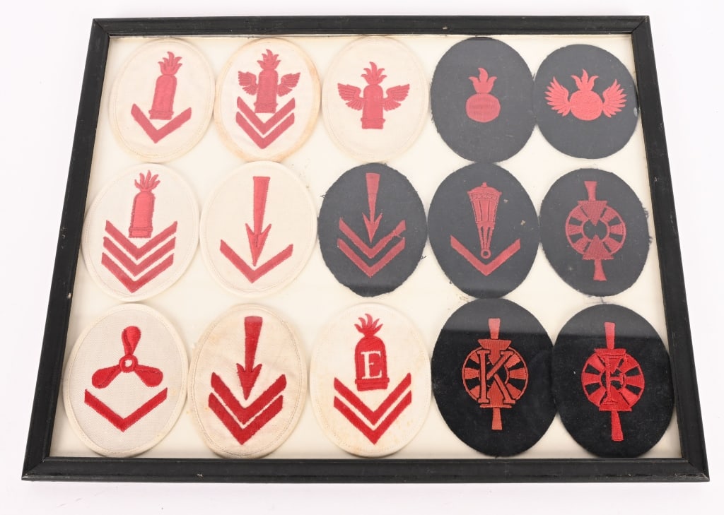 WWII NAZI GERMAN KRIEGSMARINE NAVY RATE LOT WW2: WWII Nazi German Kriegsmarine Naval Rates to include 1) SMALLER VESSEL GUN CHIEF'S SPECIALTY TRADE BADGE. The 1940 pattern insignia consists of a woven, white cotton/rayon blend base with a machine em