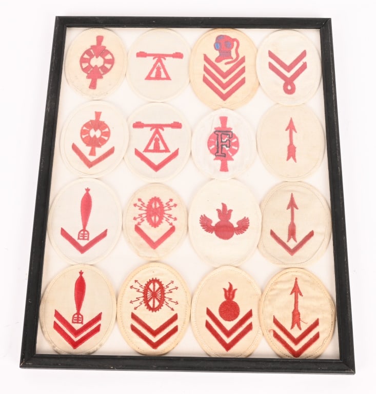 WWII NAZI GERMAN KRIEGSMARINE NAVY RATE LOT DIVER: WWII Nazi German Kriegsmarine Naval Rates to include 1) WEAPONS CONTROL FOREMAN'S TROOP TRAINING SPECIALTY TRADE BADGE. The 1940 pattern insignia consists of a vertically oval, light weight, ribbed wh