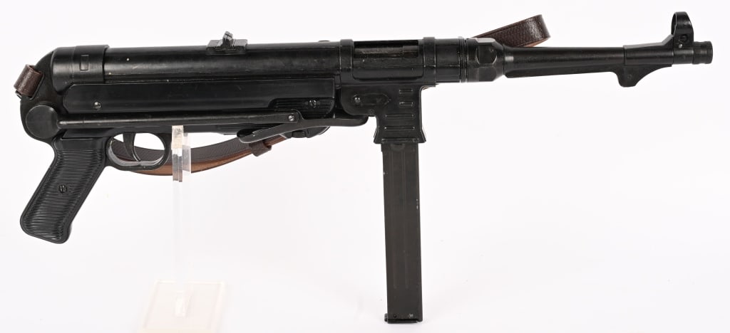 WWII NAZI GERMAN CAP FIRING MP-40 MACHINEGUN REPRO (1 of 6)