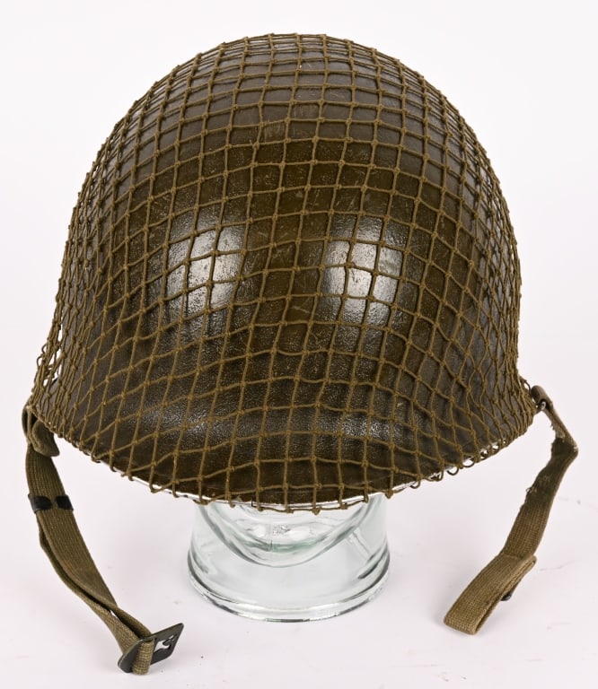 WWII US M1 FRONT SEAM SWIVEL BAIL HELMET W NET WW2 (1 of 5)