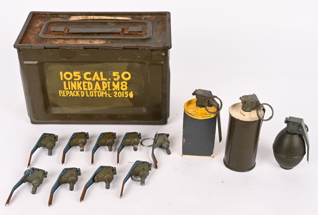 US CUTAWAY GRENADE LOT & M228 FUZE ASSEMBLY M39 (1 of 4)
