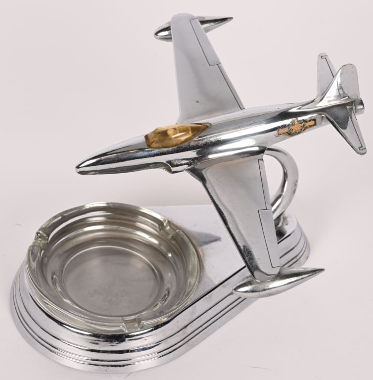 LOCKHEED F-80 SHOOTING STAR AIRPLANE MODEL (1 of 5)