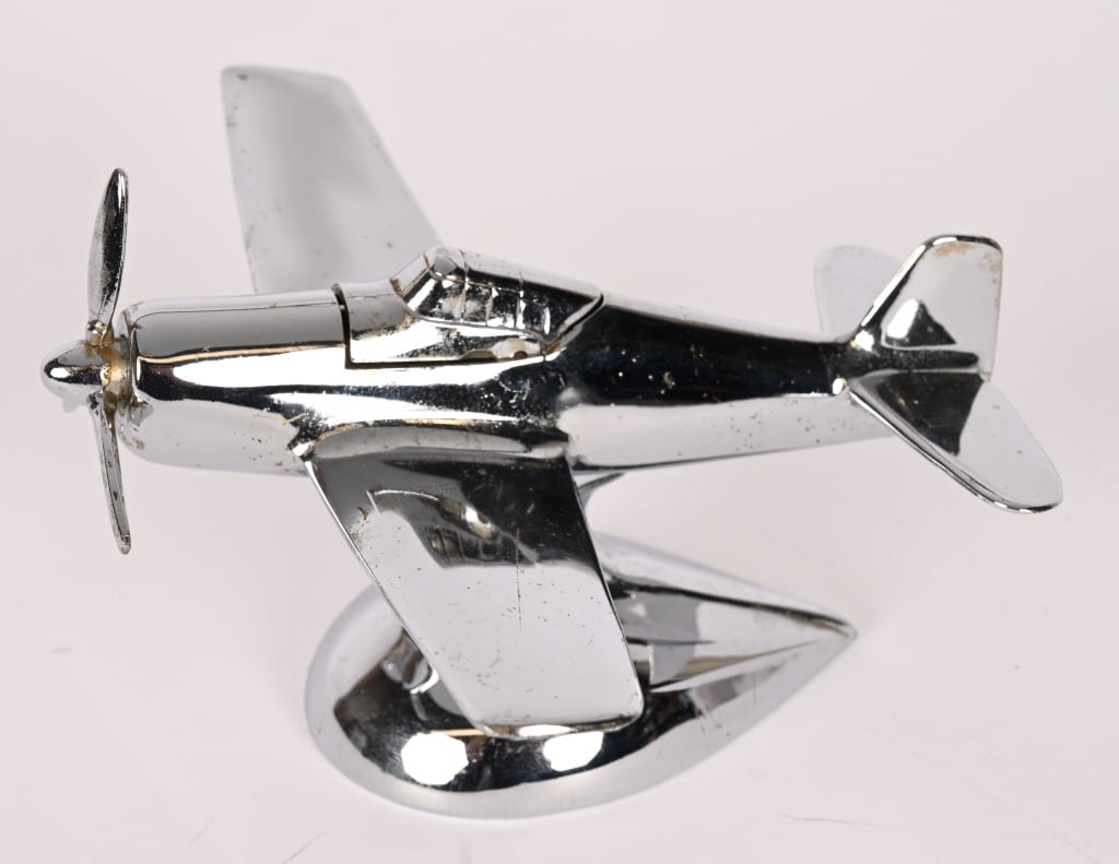 F-6F HELLCAT AIRPLANE SHIP MODEL LIGHTER WW2 (1 of 5)