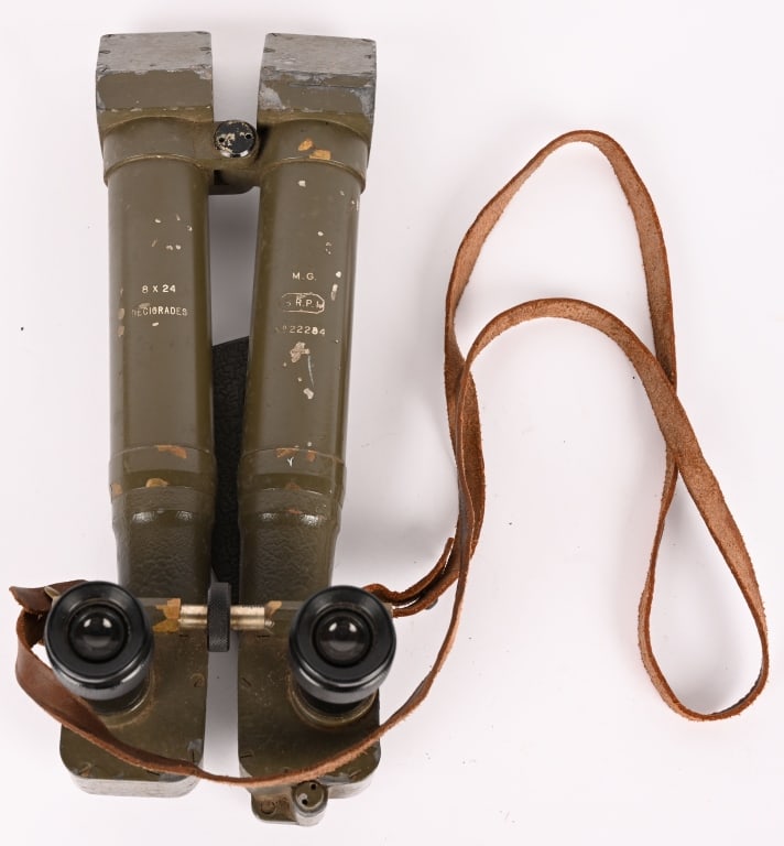 WWII FRENCH SET OF TRENCH BINOCULARS 8X24 WW2 (1 of 4)