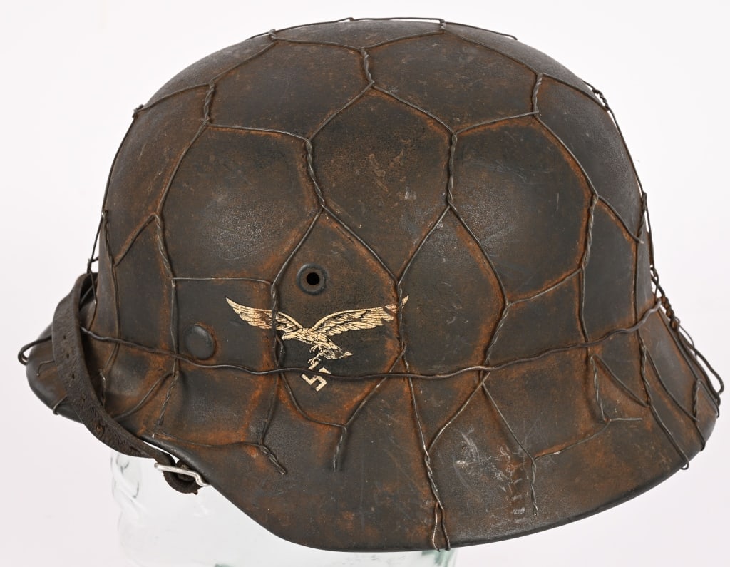 WWII NAZI GERMAN M40 LUFTWAFFE HELMET EF62 WW2 (1 of 7)