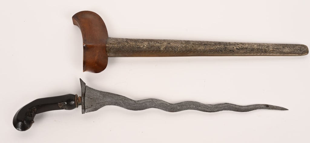 INDONESIAN 19 1/2" KRIS DAGGER W/ SHEATH MOJ (1 of 5)