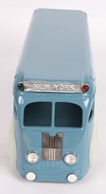 KEYSTONE WINDUP GRAYHOUND BUS - 2