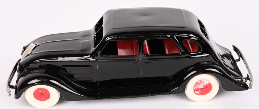 KINGSBURY WINDUP CHRYSLER AIRFLOW (1 of 5)