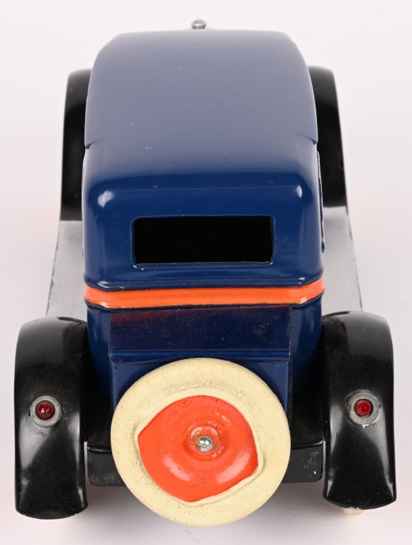 KINGSBURY CLOCKWORK LIMOUSINE - 4