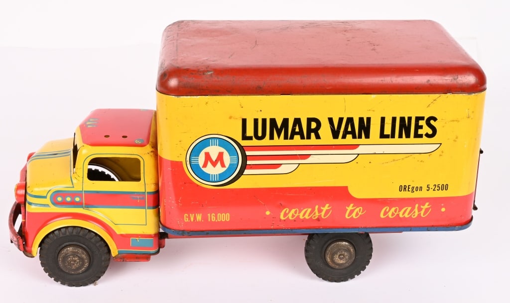 MARX LUMAR VAN LINES BOX TRUCK: All original with nice colors. Some play wear. Missing plastic horn on roof. 16" Very Good Provenance: Tar Heel Toys the Dennis Sapp Collection