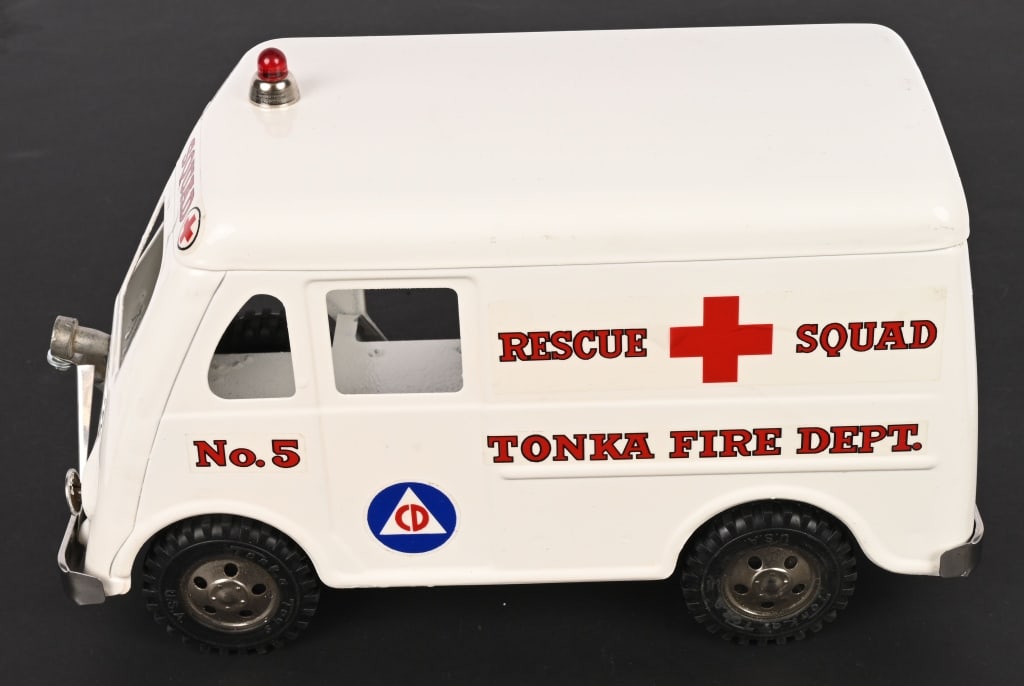 1957 TONKA METRO RESCUE SQUAD: Very nice restored condition. 12" Excellent Provenance: Tar Heel Toys the Dennis Sapp Collection