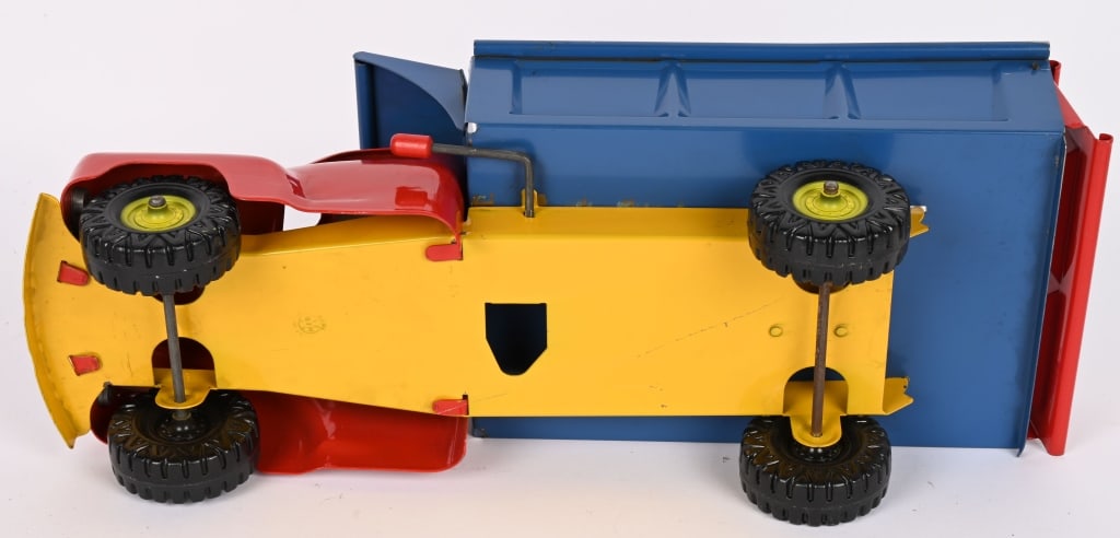 MARX STUDEBAKER DUMP TRUCK - 5