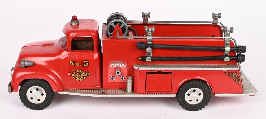 1957 TONKA PUMPER FIRE TRUCK: All original condition. Comes with accessories. Minor play wear. 17" Very Good-Excellent Provenance: Tar Heel Toys the Dennis Sapp Collection
