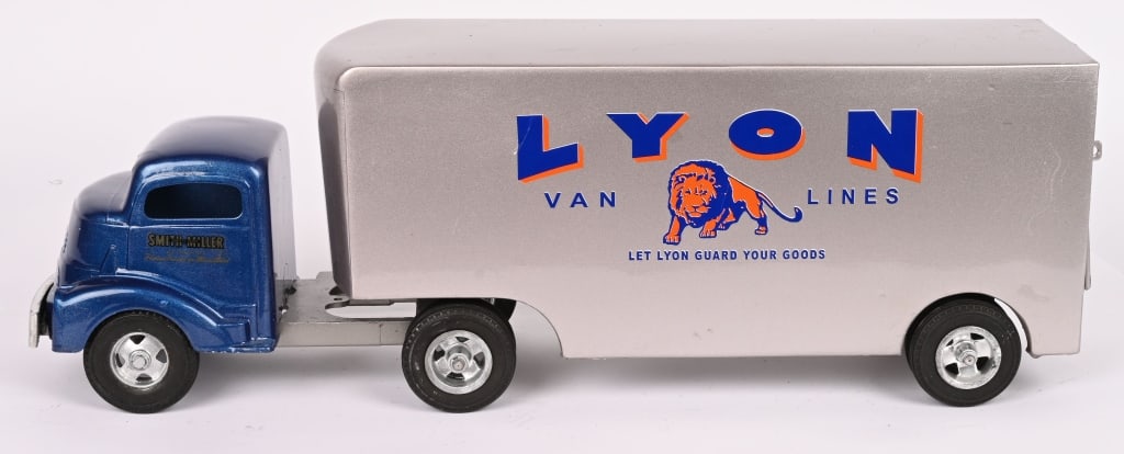 SMITH MILLER GMC LYON VANS LINES MOVING TRUCK: Nice restored truck. Accurate restoration. 22" Excellent Provenance: Tar Heel Toys the Dennis Sapp Collection