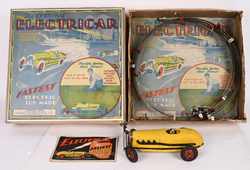 KOKOMO ELECTRICAR RACER: All original electric Race Car with Track. Decent condition. Comes with original box lid and reproduction box. Set measures 18" Very Good-Excellent Provenance: Tar Heel Toys the Dennis Sapp Collection