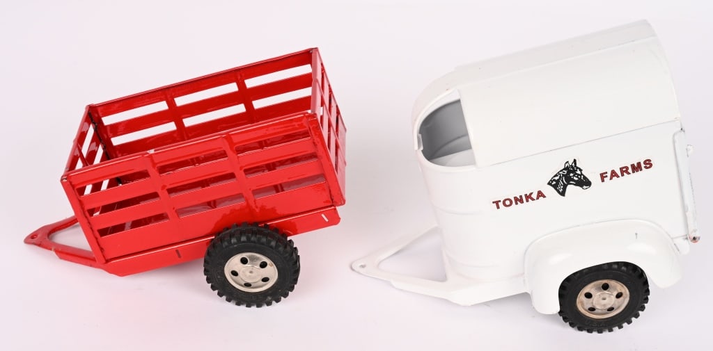 TONKA HORSE TRAILER & STAKE SIDE TRAINER (1 of 5)