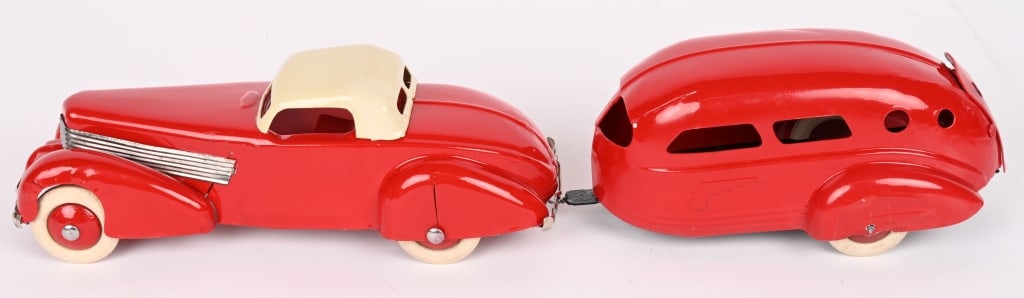 MARX CORD & TRAVEL TRAILER (1 of 5)