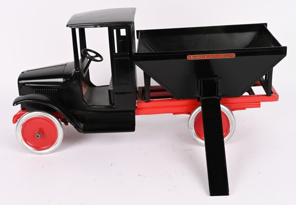 BUDDY L PRESSED STEEL COAL TRUCK (1 of 6)