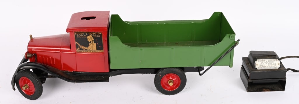 BUDDY L ROBOTOY TRUCK (1 of 7)