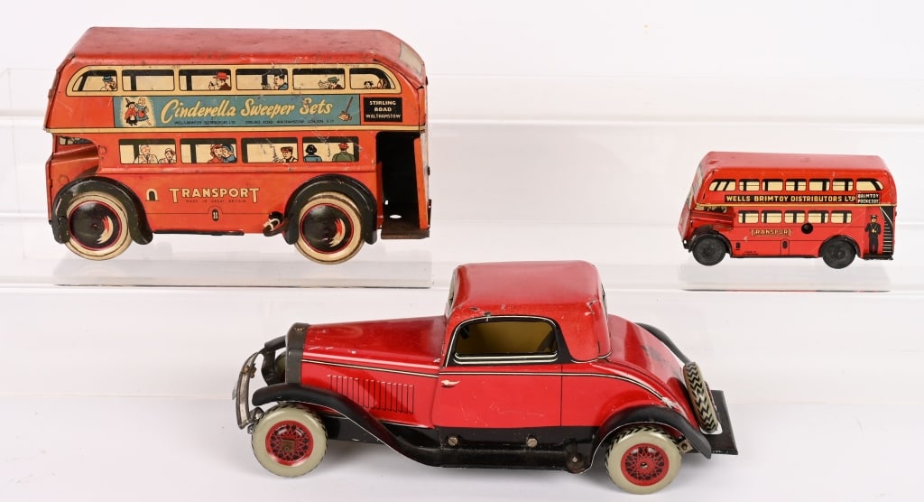 ENGLISH WINDUP BUSES & CAR: All in nice working condition. Largest 9" Excellent Provenance: Tar Heel Toys the Dennis Sapp Collection