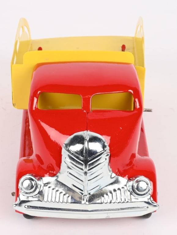 MARX STUDEBAKER DUMP TRUCK - 2