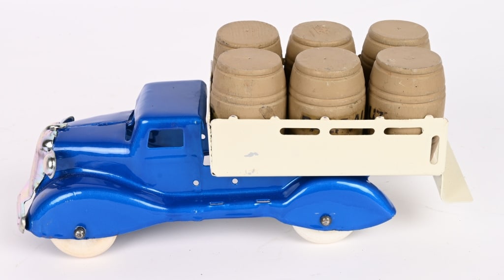 MARX PRESSED STEEL BARREL TRUCK: Nice restored Marx custom. Very well done. 11" Excellent Provenance: Tar Heel Toys the Dennis Sapp Collection