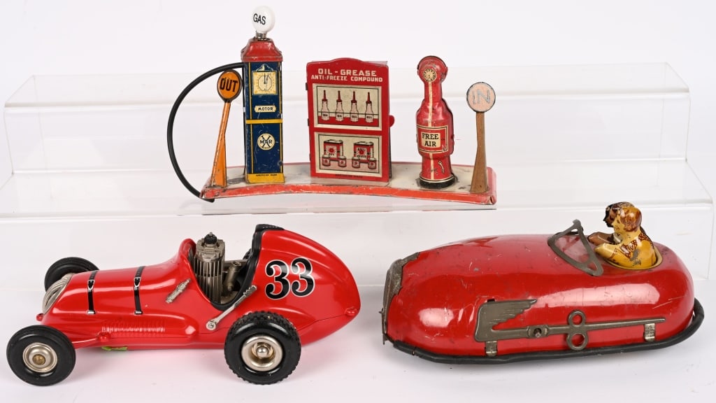 GREAT LOT OF TOYS: Includes Marx Gas Pumps, Nylint Thimbledrome Champion, and Dodge Em Car. Conditions vary. Largest 10" AS-IS Provenance: Tar Heel Toys the Dennis Sapp Collection