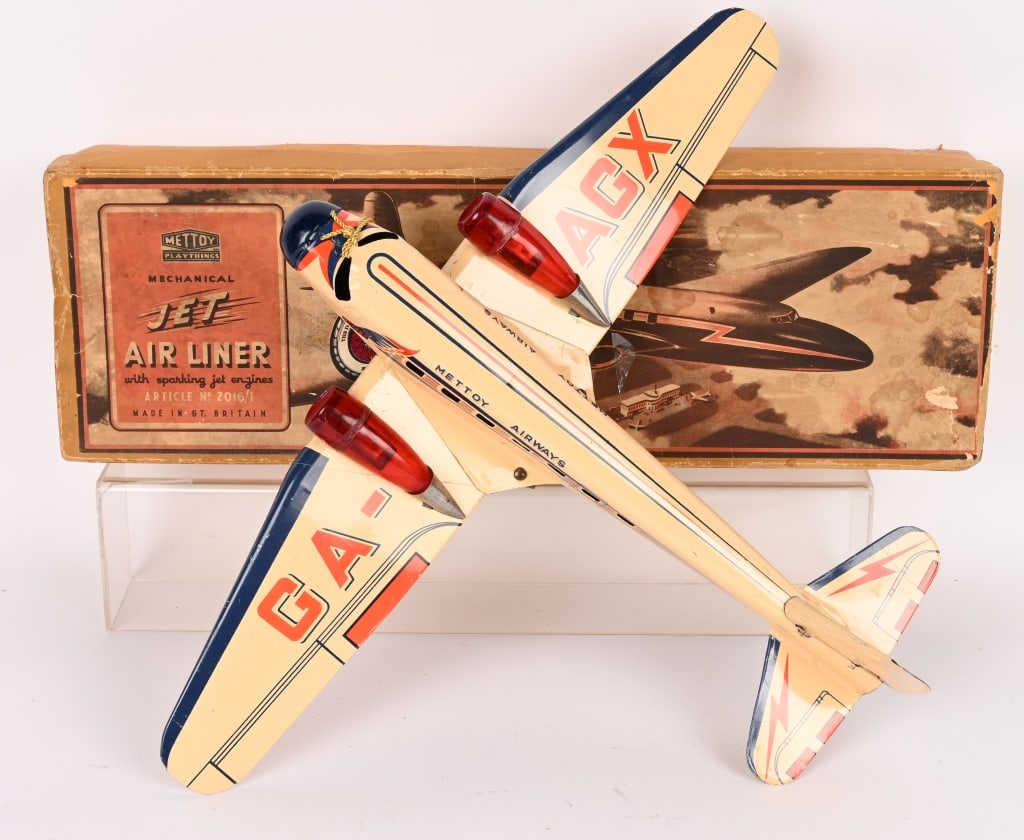 METTOY TIN WINDUP AIRWAYS DC2 w/ BOX (1 of 10)