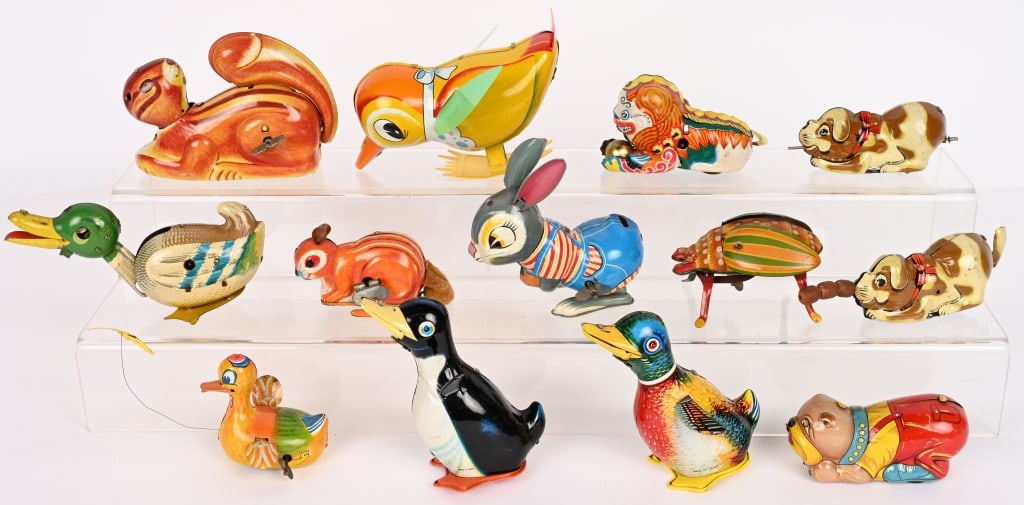 HUGE LOT OF TIN WINDUP ANIMAL TOYS (1 of 4)