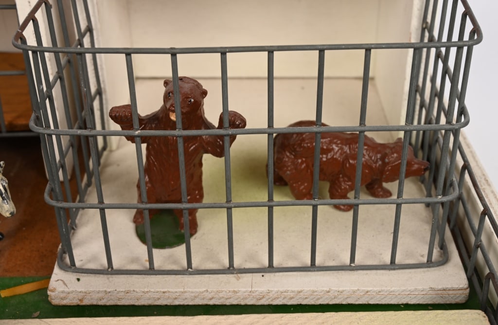 ELF ZOO SET w/ ANIMALS - 2