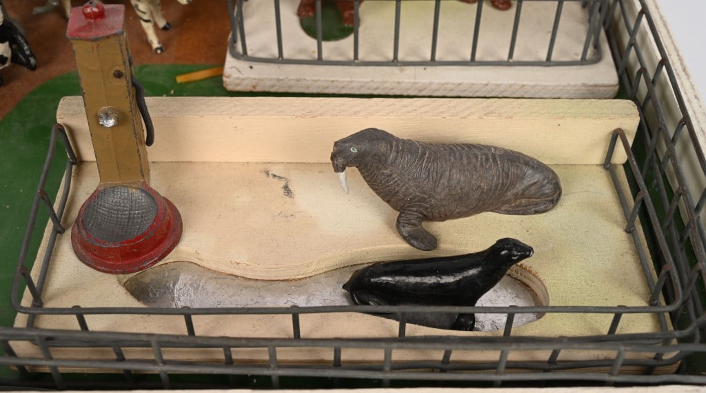 ELF ZOO SET w/ ANIMALS - 3