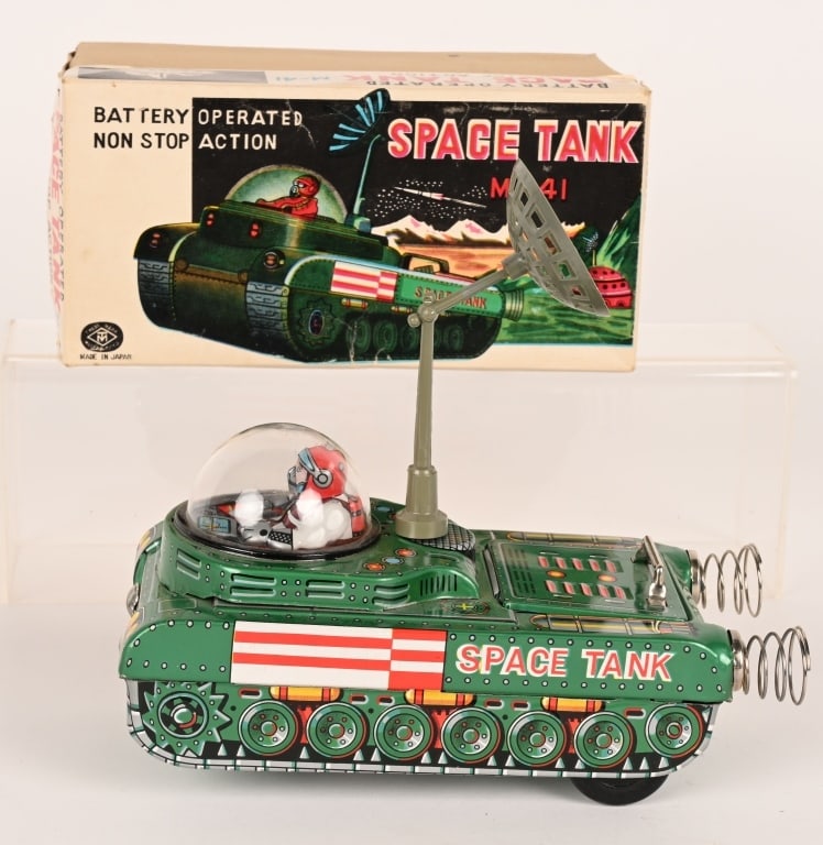 MASUDAYA BATTERY OP SPACE TANK M-41 w/ BOX: Japan battery operated Space Tank M-41. Looks never played with condition. Worked when tested. With nice Box. 8 1/2" Excellent