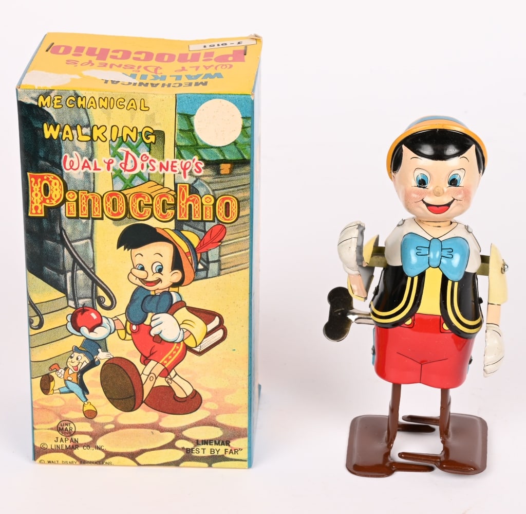 LINEMAR TIN WINDUP PINOCCHIO w/ BOX: Nice original working condition with colorful original box. Worked when tested. Has original inserts. 6". Excellent