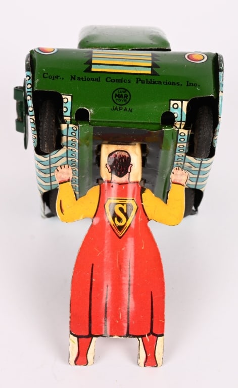 LINEMAR TIN WINDUP SUPERMAN ROLL OVER TANK: All original with nice colors. has original Superman figure on bottom. Windup works. 4" Excellent