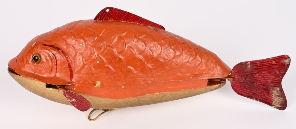 1890's GERMAN TIN WINDUP FISH (1 of 4)