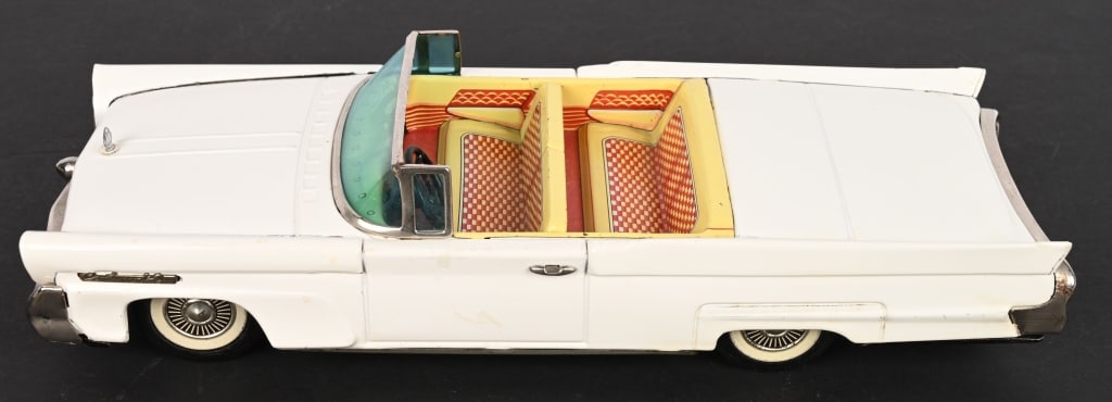 JAPAN TIN FRICTION 1959 LINCOLN CONTINENTAL: All original in great shape. Friction works. 11 1/2" Excellent