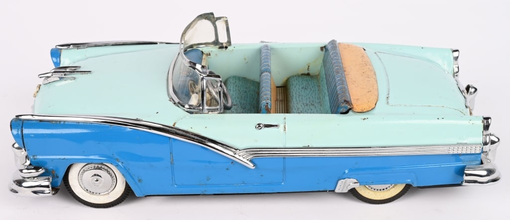 HAJI TIN FRICTION 1956 FORD SUNLINER (1 of 5)