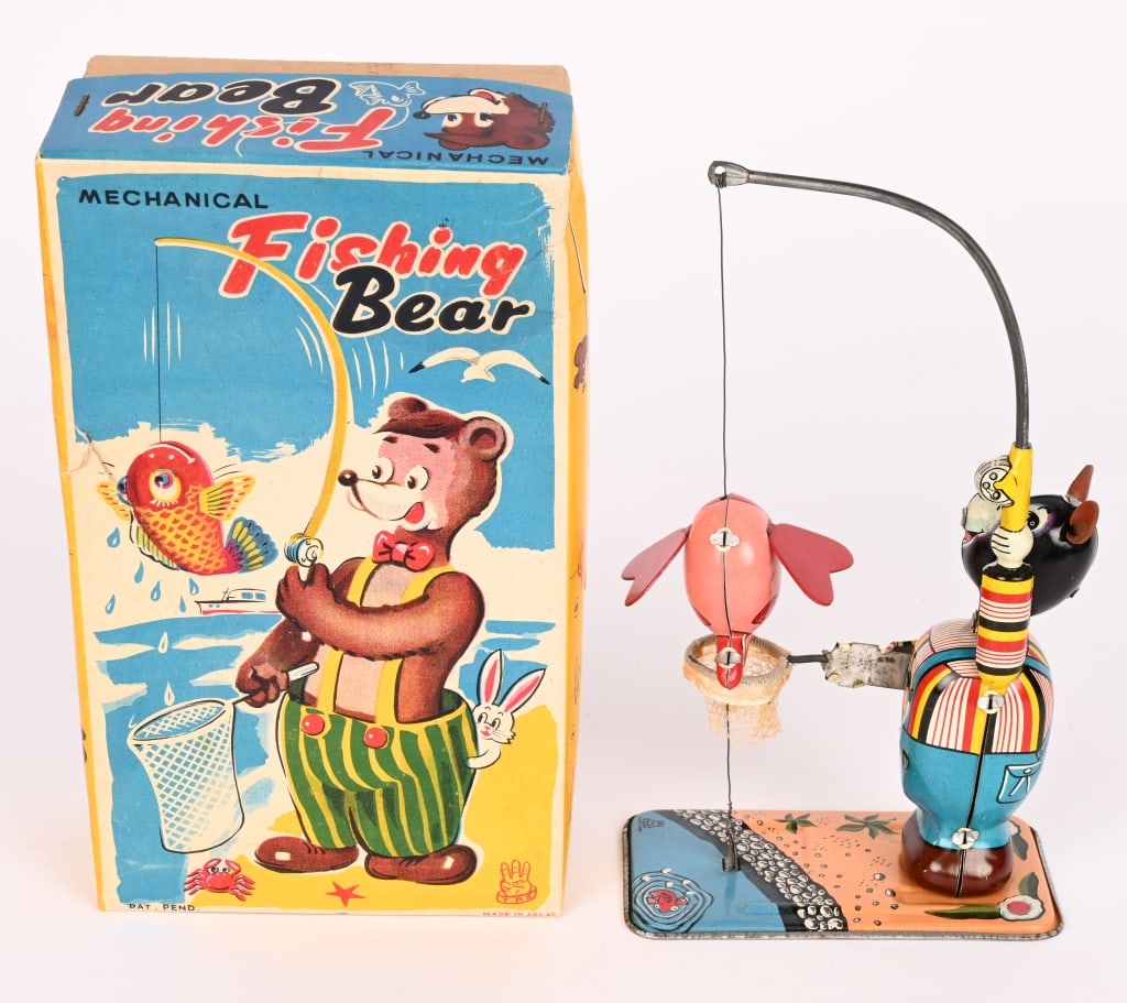 TPS TIN WINDUP FISHING BEAR w/ BOX: All original in nice condition. Works. Boxed 8" Excellent