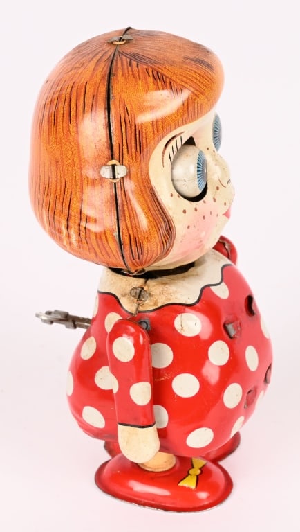 TPS TIN WINDUP COMICAL CLARA - 4