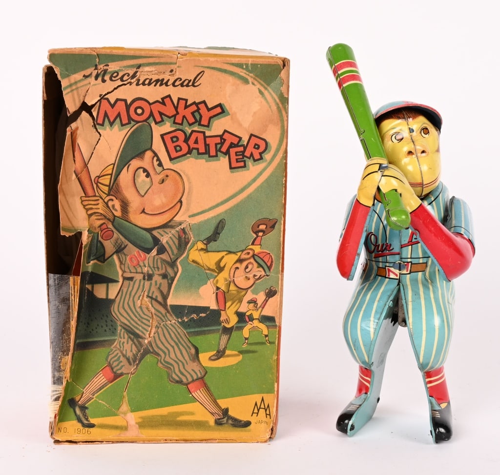 JAPAN TIN WINDUP MONKEY BATTER: All original in great shape. Windup works. With partial Box. 7" Excellent