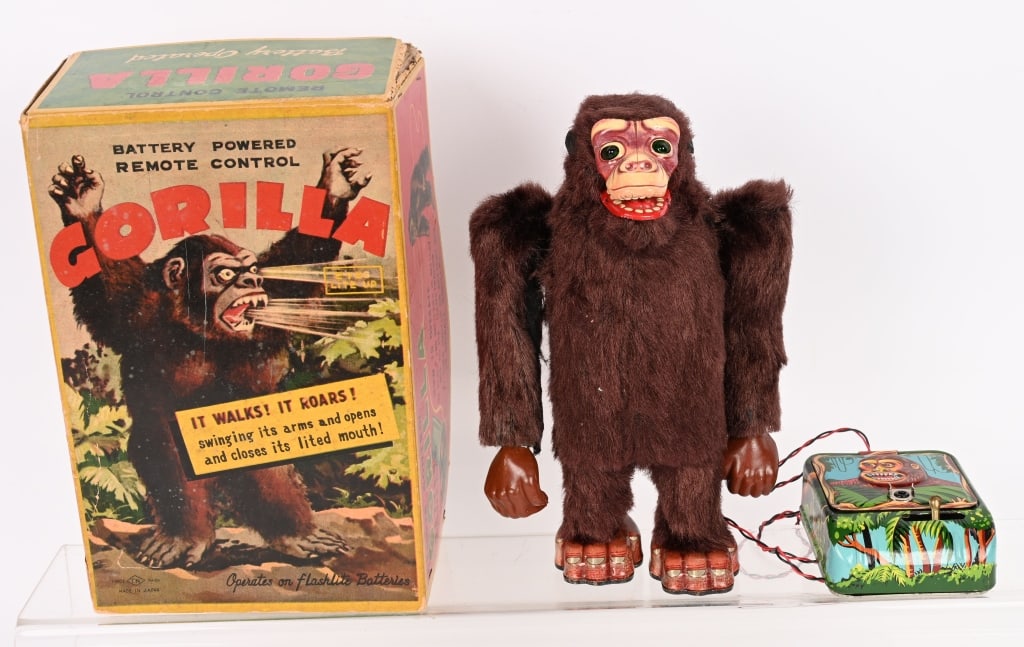 JAPAN BATTERY OP GORILLA w/ BOX (1 of 10)