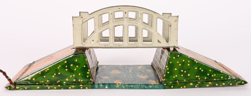 PRE-WAR JAPAN TIN WINDUP EXPLODING BRIDGE & TANKS - 3